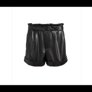 REAGAN VEGAN LEATHER
PAPERBAG SHORT size Medium